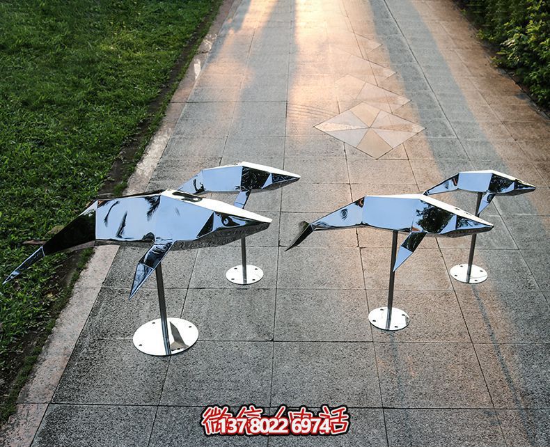海豚雕塑不锈钢游乐园