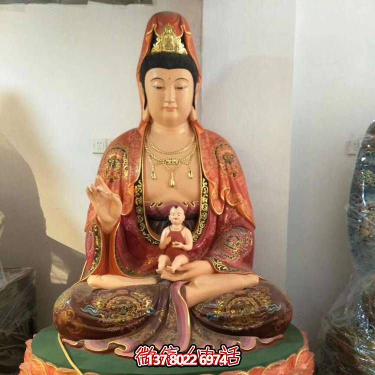 别出心裁的玻璃钢彩绘观世音大佛像