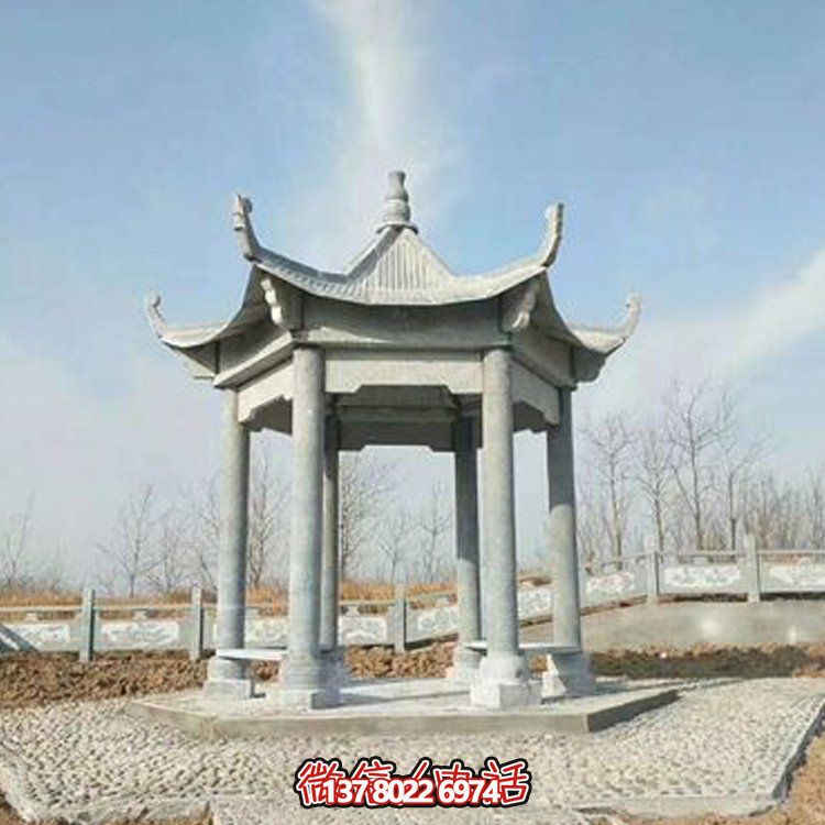 中式园林石亭恢复古朴，演绎雄伟