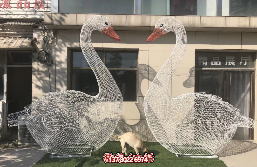 不锈钢天鹅雕塑，给您的景区增添一抹优雅气息