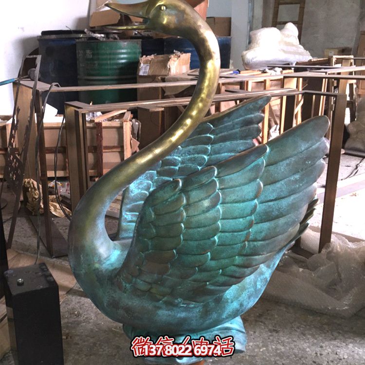 仿真彩绘不锈钢天鹅雕塑