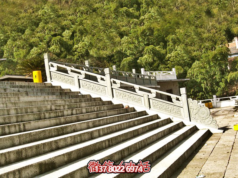 精美大理石台阶扶手和栏杆