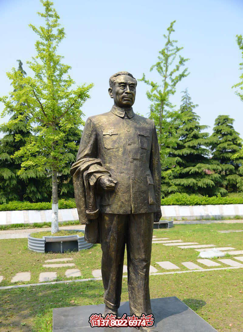 纪念周恩来伟人雕塑，缅怀历史，见证辉煌
