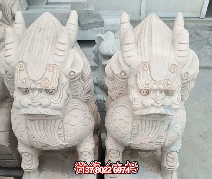 景区精美黄蜡石雕神麒麟雕塑