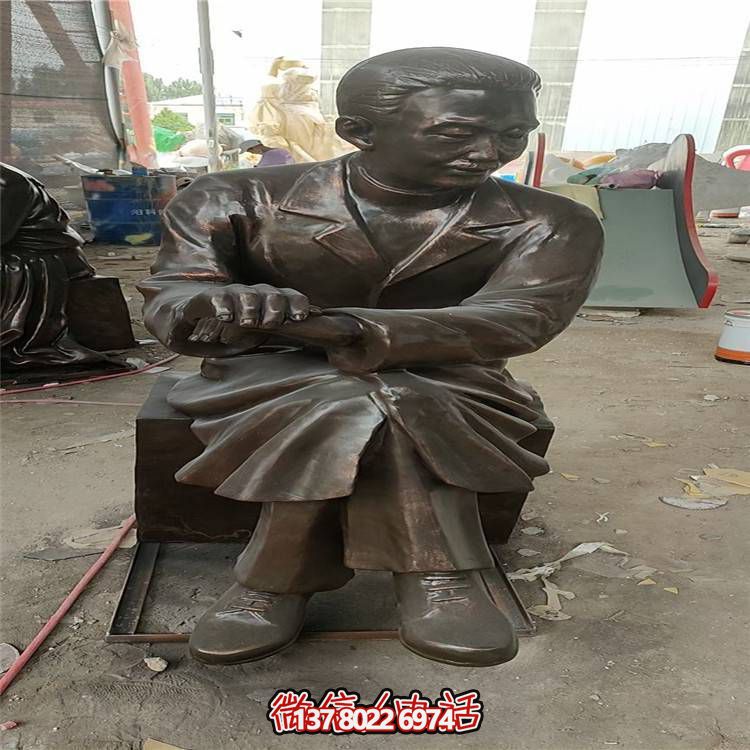 玻璃钢仿铜人物景观摆件