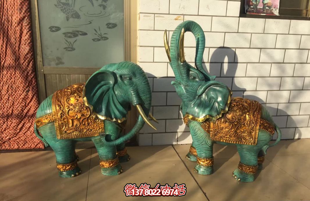 玻璃钢大象彩绘雕塑，装点室内创意庭院