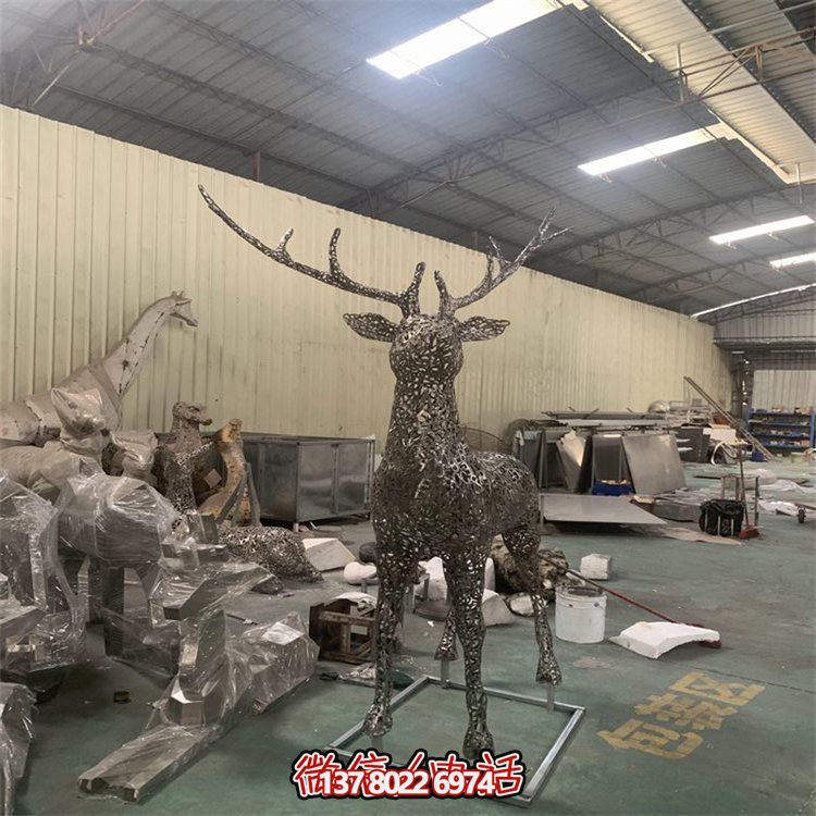 精美不锈钢镂空照明户外梅花鹿雕塑