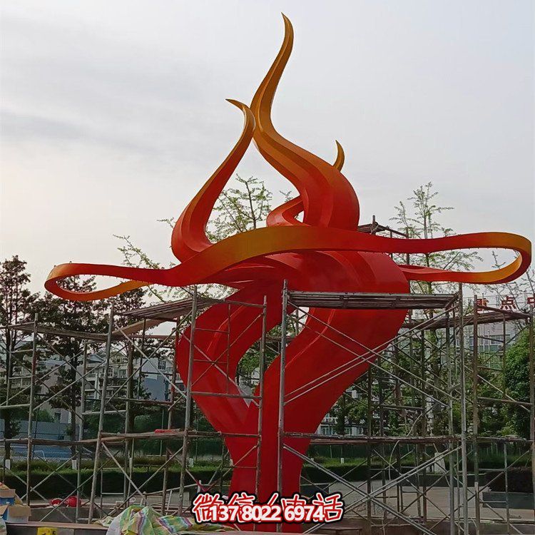 创意景观不锈钢雕塑摆件，点亮小区别墅美景