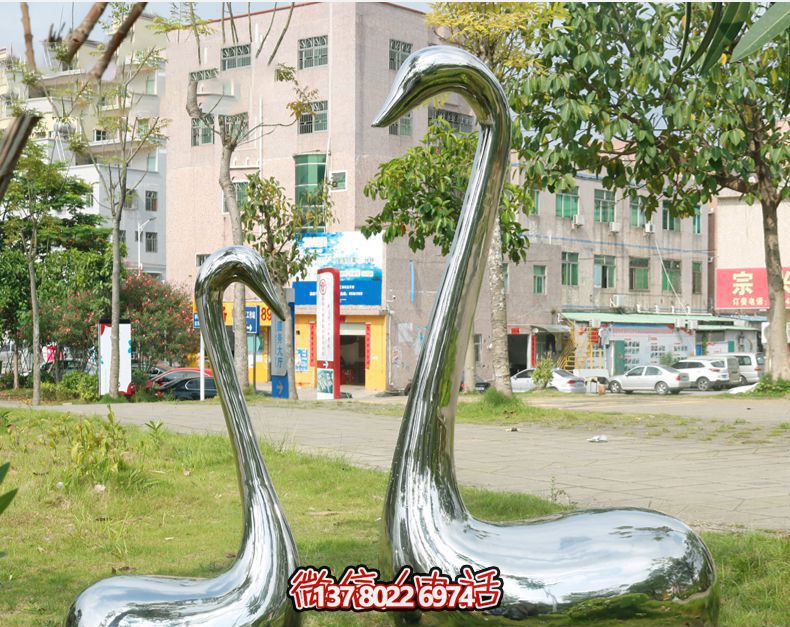不锈钢抽象天鹅雕塑