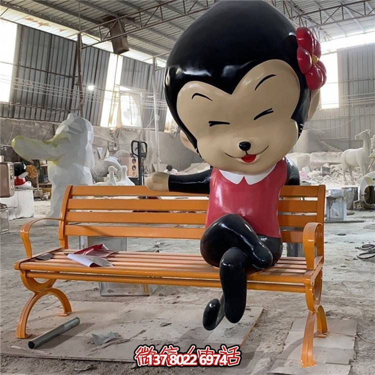 玻璃钢创意游乐园——猴子卡通拍照雕塑