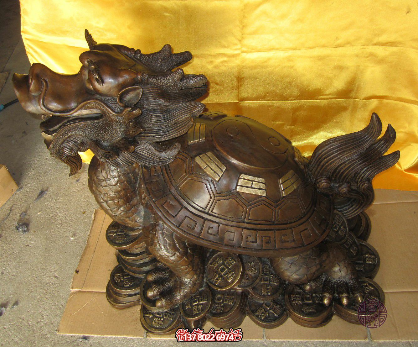 室内装饰精美玻璃钢彩绘龙龟雕塑