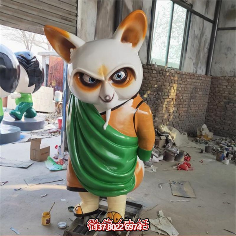 卡通浣熊游乐园室内玻璃钢雕塑摆放