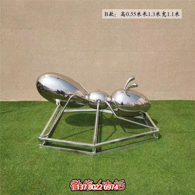 不锈钢镜面蚂蚁雕塑园林景观装饰的精美绝伦