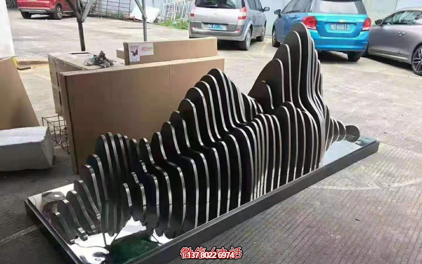 不锈钢假山雕塑装饰景观