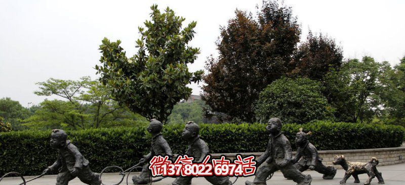 推铁环，儿童奔跑，公园雕塑铜雕