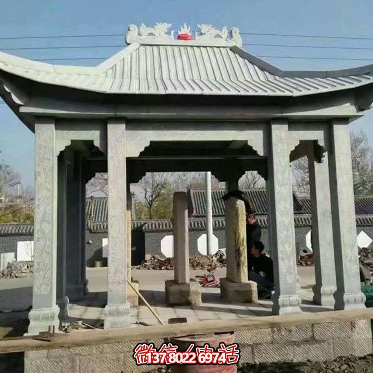 精美大型户外凉亭，用石雕雕塑装点大理石美景
