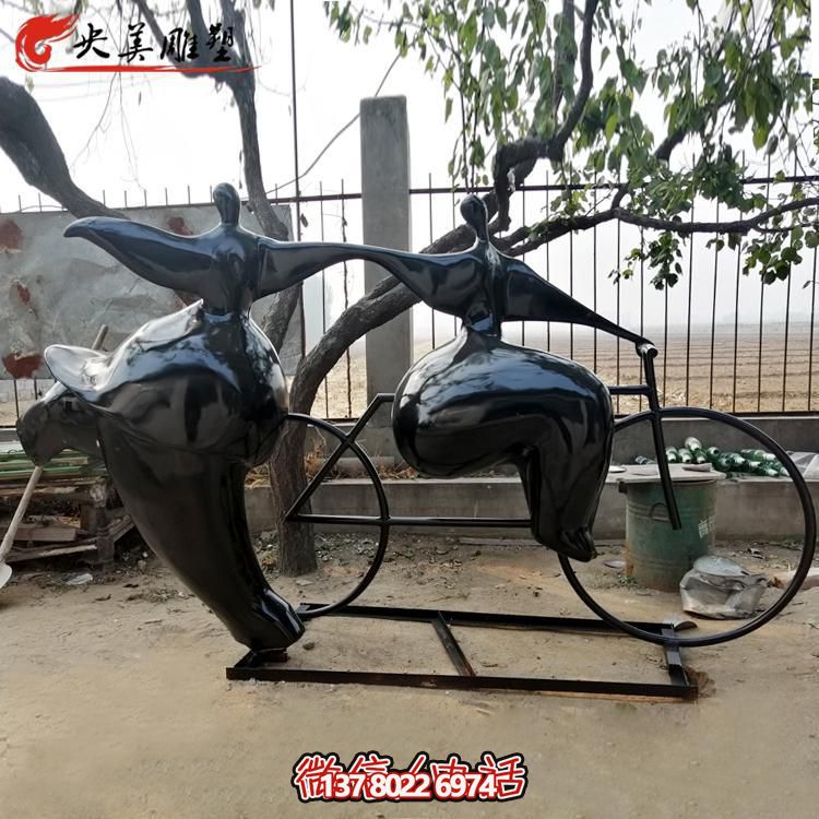 仿铜骑自行车抽象人物玻璃钢雕塑
