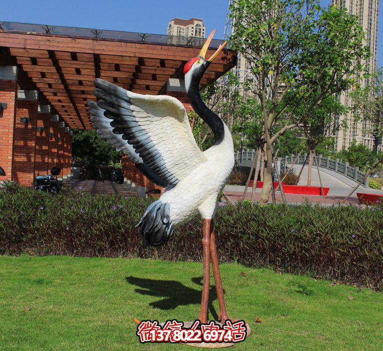 玻璃钢丹顶鹤雕塑景区公园彩绘创意装饰