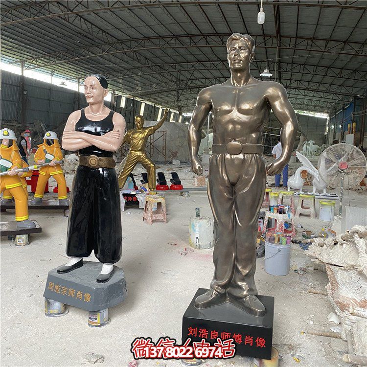 玻璃钢仿铜人物彩绘塑像