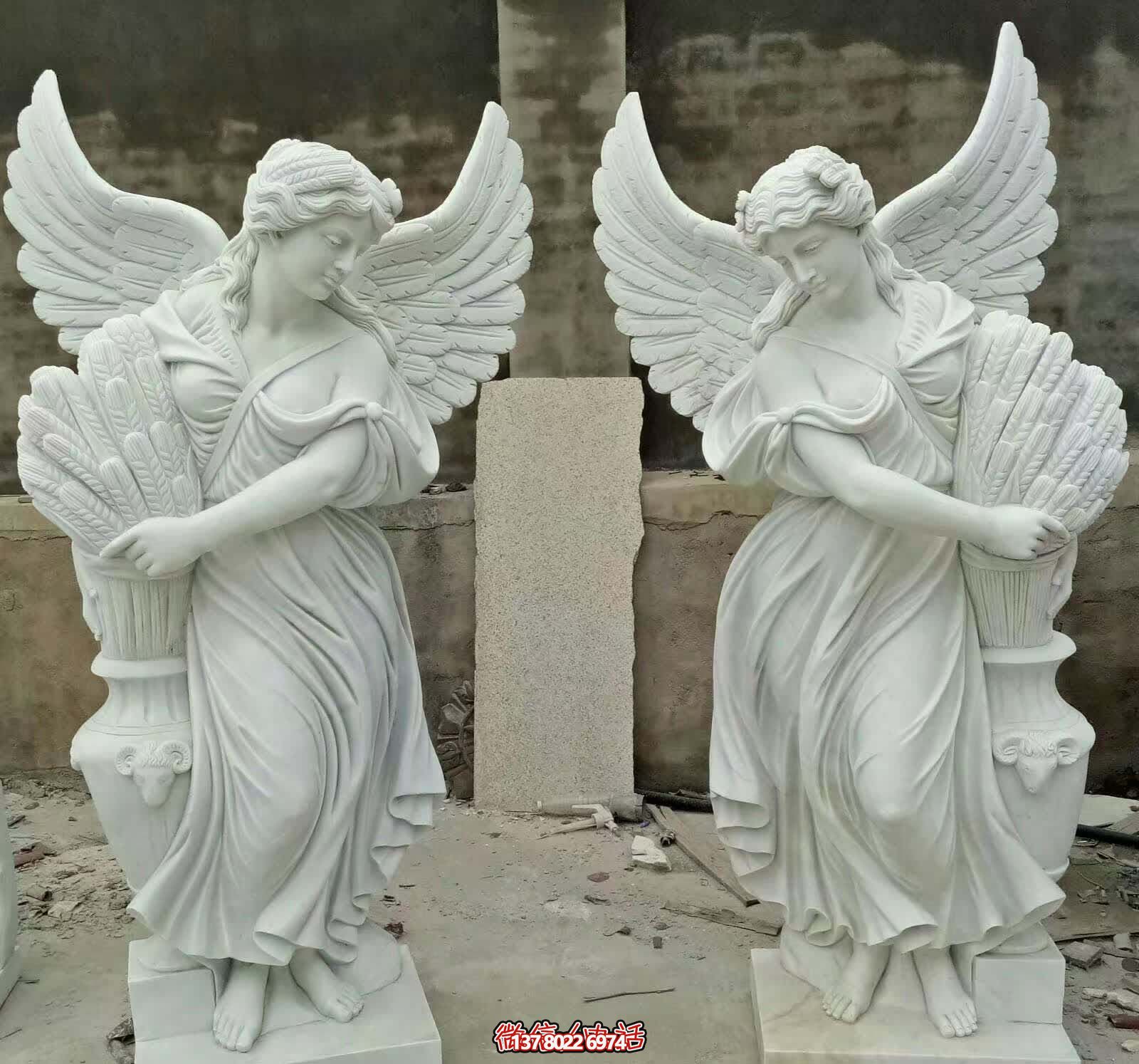 精雕细琢的白玉雕塑，点缀西方庭院别墅