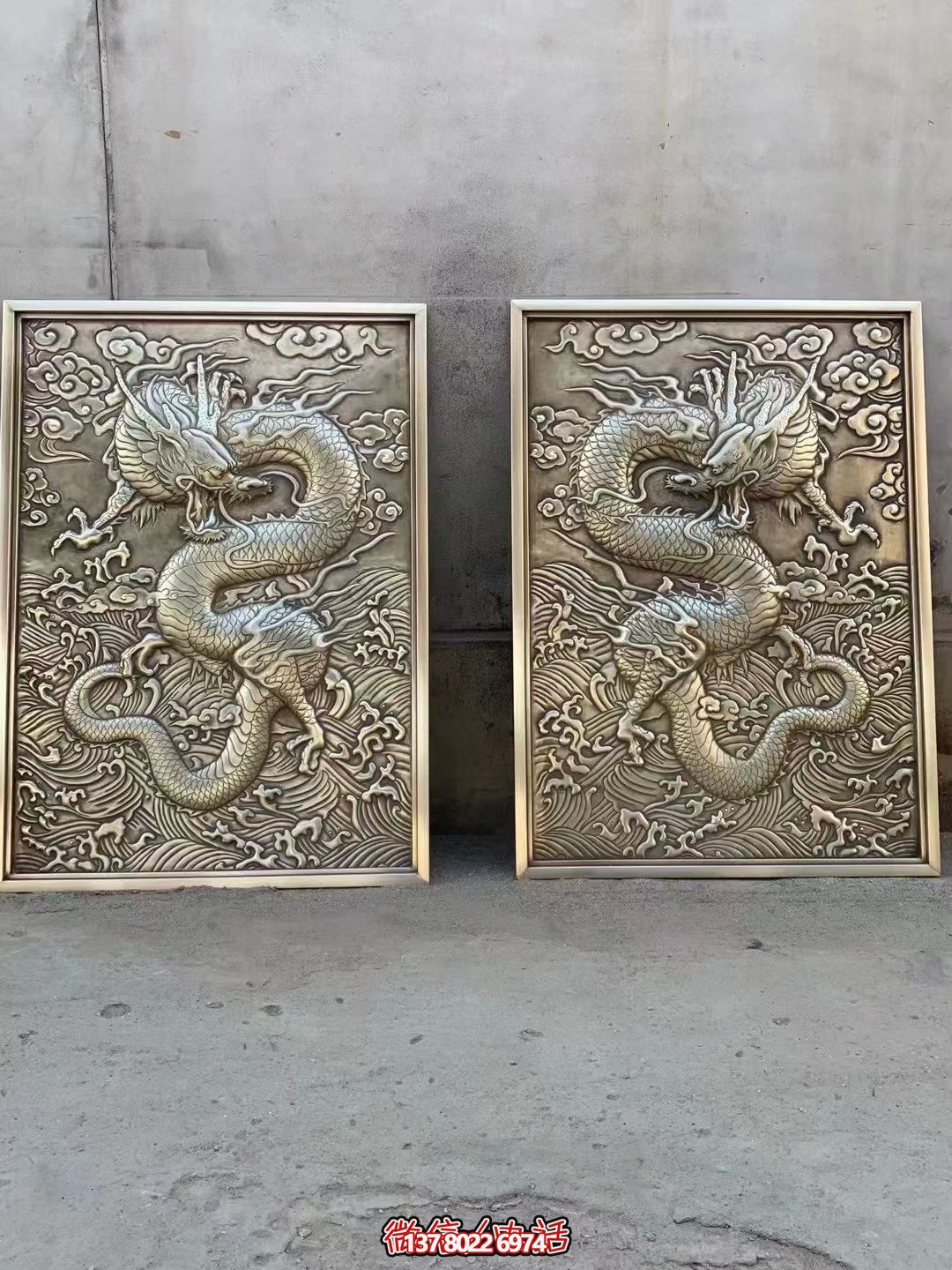 精美黄铜龙纹浮雕铸造摆件