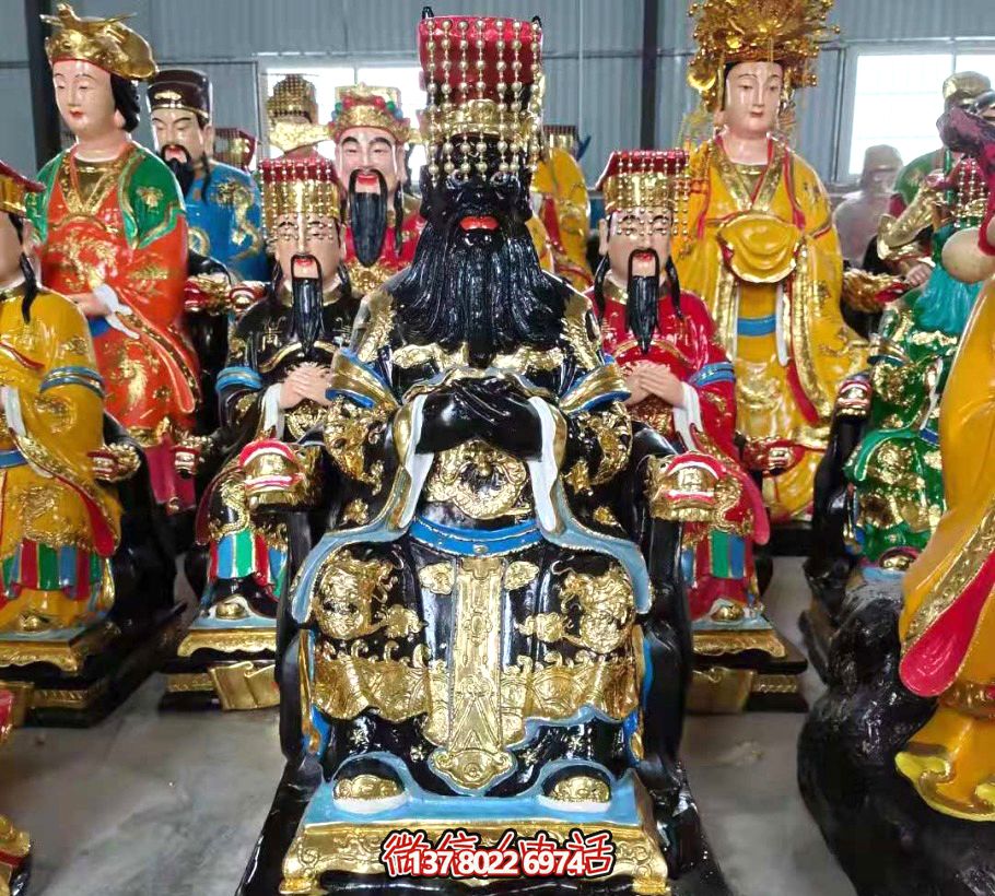 玻璃钢彩绘龙王雕塑，传承古老文化