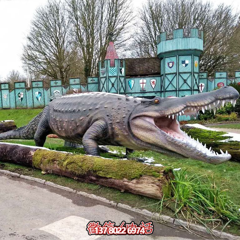 胖胖创意鳄鱼玻璃钢雕塑
