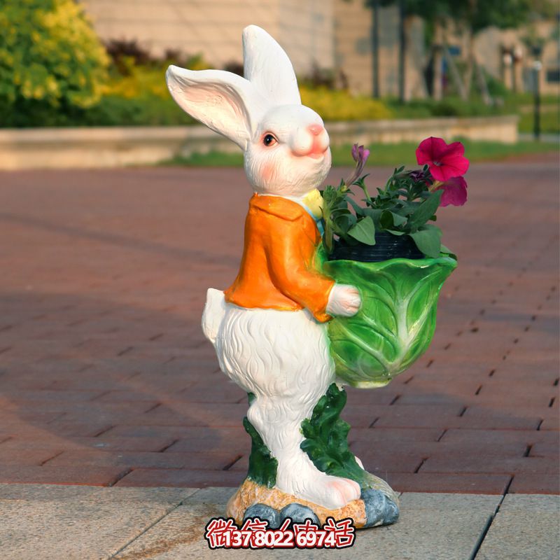 可爱卡通兔子抱花盆树脂雕塑