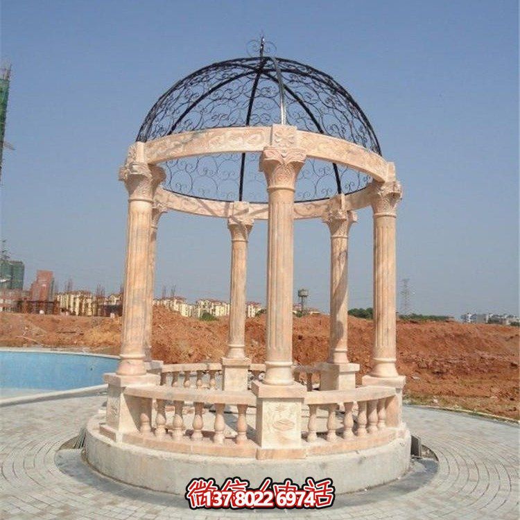 美丽而典雅的欧式大理石雕塑凉亭，为观赏晚霞景观而设计