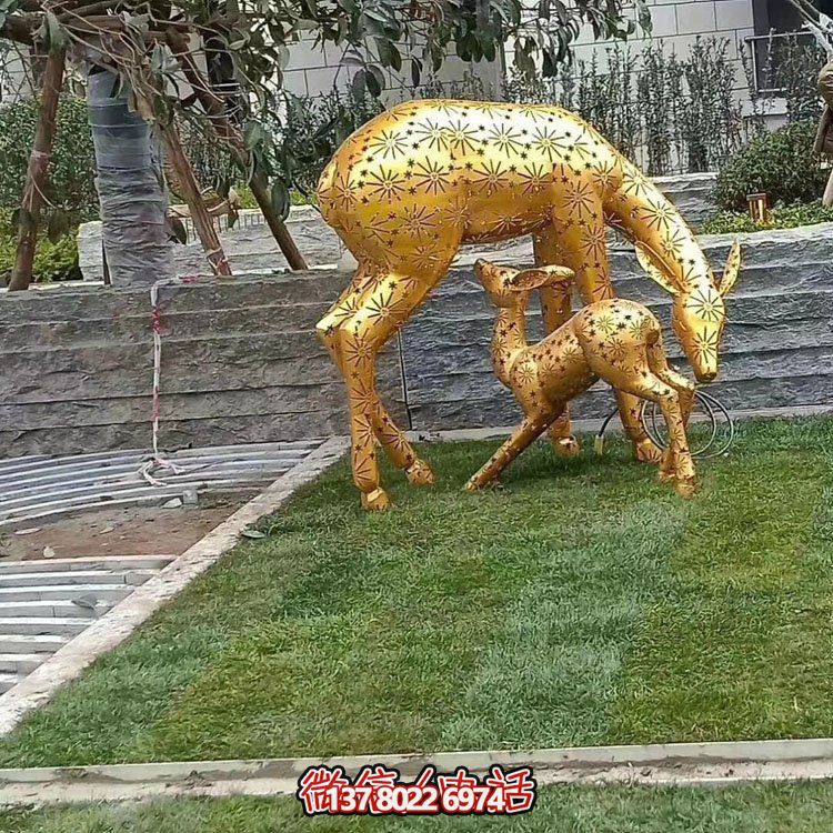不锈钢镂空梅花鹿装饰品
