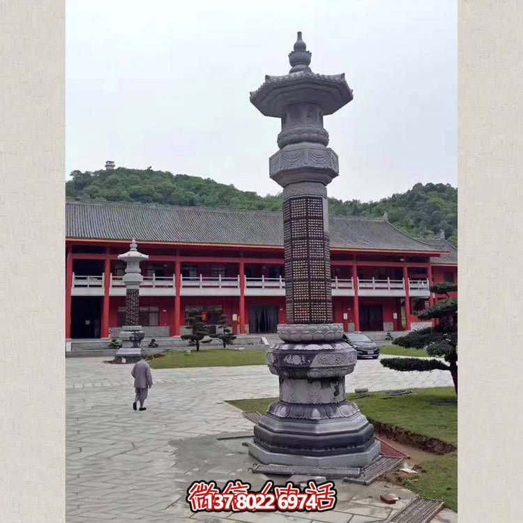 传统工艺精美的大理石经幢石雕