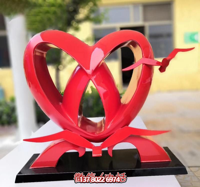 不锈钢爱心雕塑，装饰公园摆件