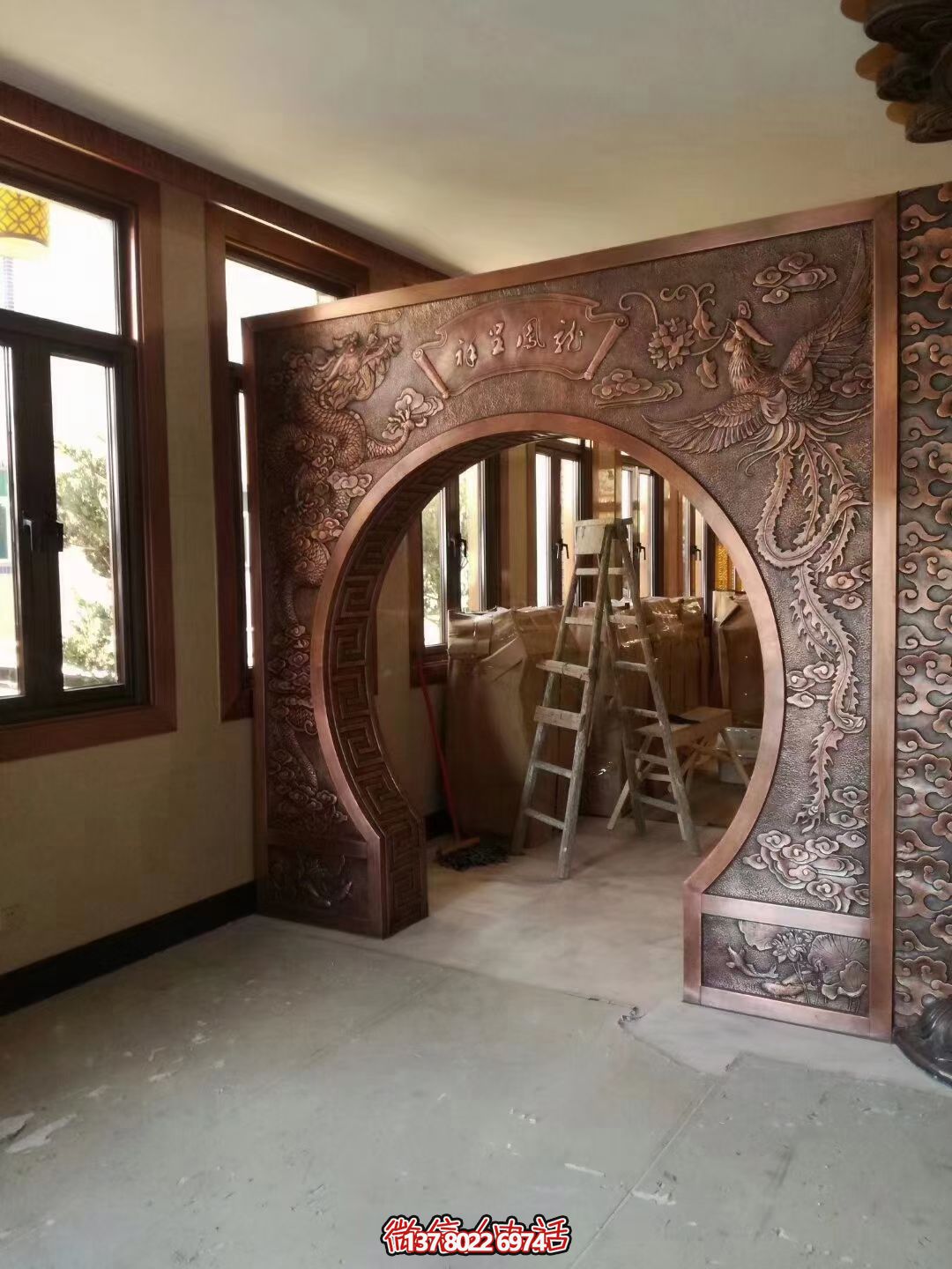 品质优雅的铜浮雕龙凤呈祥装饰隔断