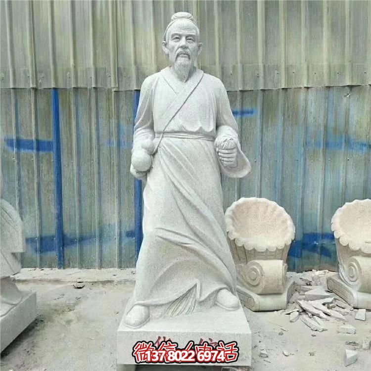 雅致古典大理石雕塑，点缀园林景观