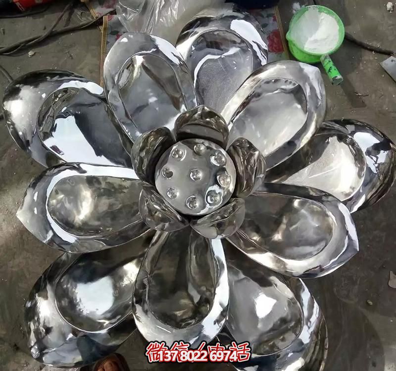 不锈钢校园雕塑——荷花
