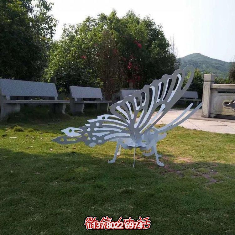 高级不锈钢雕塑摆件，让公园更加美丽