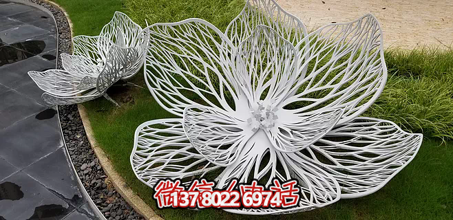 不锈钢莲花雕塑，铁艺装点户外广场