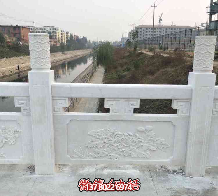 安置精美汉白玉浮雕围栏扶手桥梁