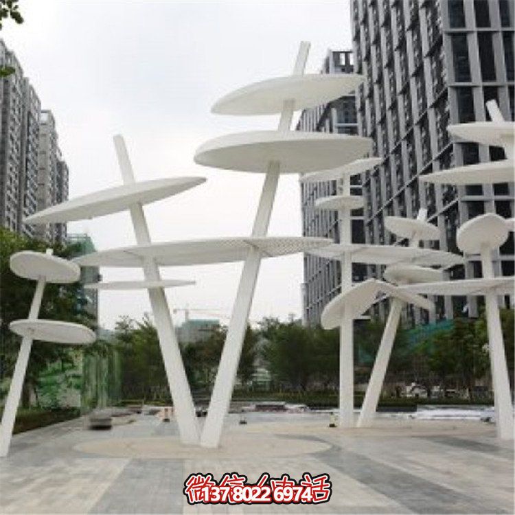 精美不锈钢雕塑，点缀大型房地产广场城市园林景观