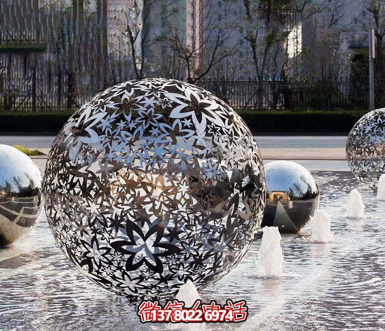 不锈钢喷泉球雕塑，创意点亮广场