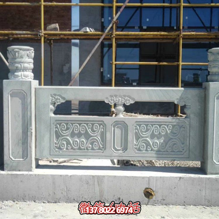 精美石雕汉白玉楼梯打造完美的河道栏杆