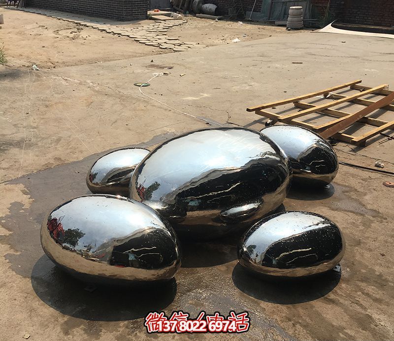 景区创意不锈钢镜面鹅卵石雕塑