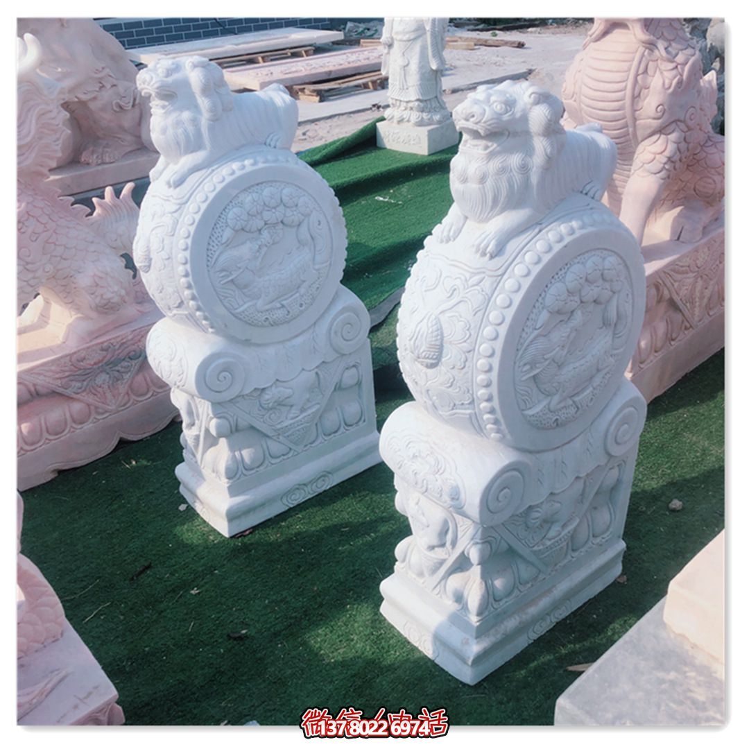 精美石雕狮子雕塑，装点精致庭院