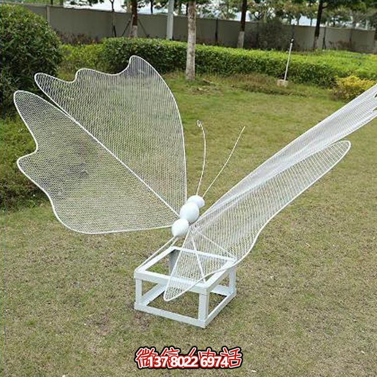 蝴蝶形不锈钢装饰草坪镂空公园装饰物
