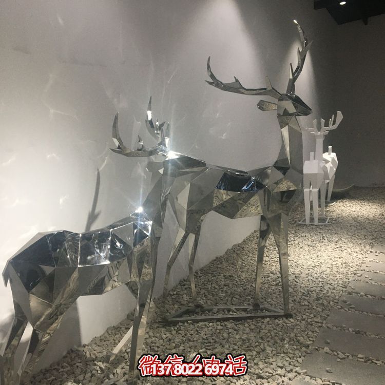 梅花鹿几何不锈钢雕塑