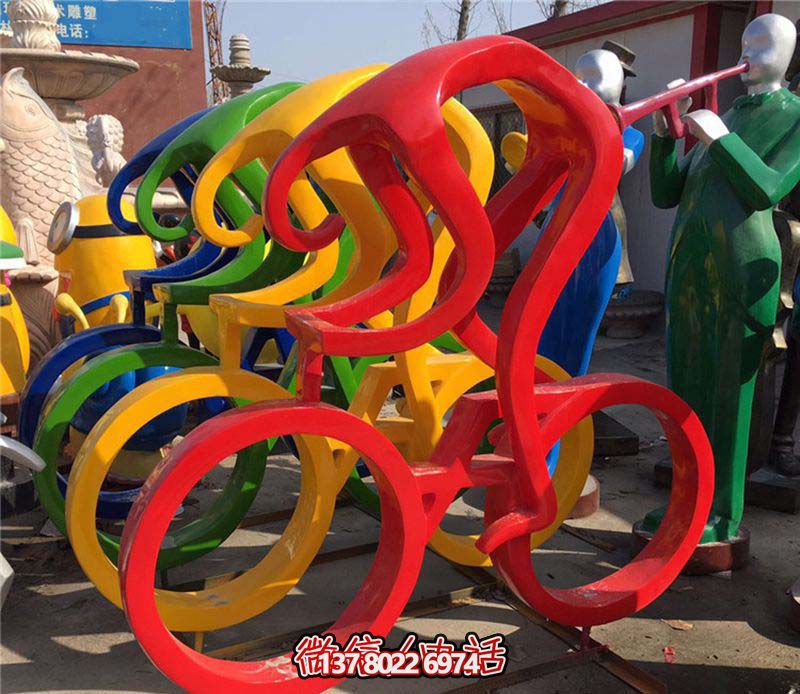 玻璃钢雕塑骑单车人物装饰操场