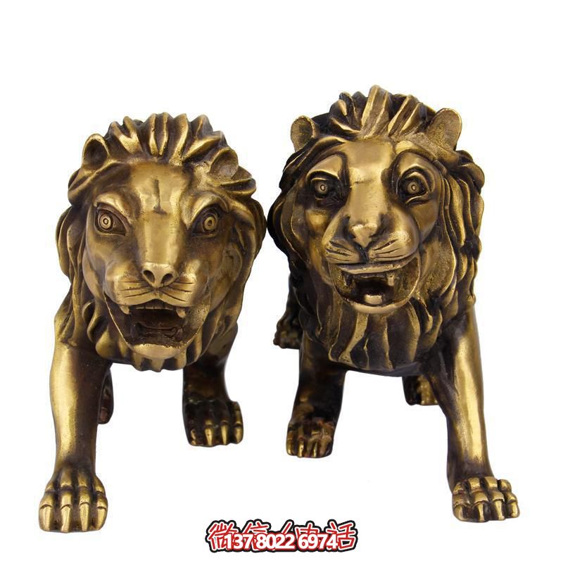 不锈钢雕塑——行走狮子