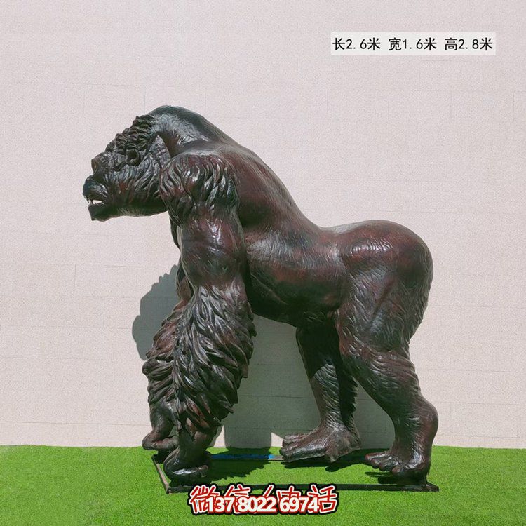 玻璃钢仿真大猩猩动物雕塑，点缀游乐园游乐摆放