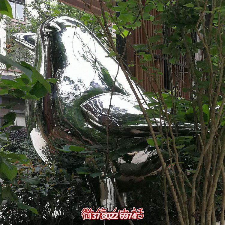 大型不锈钢镜面小鸟雕塑