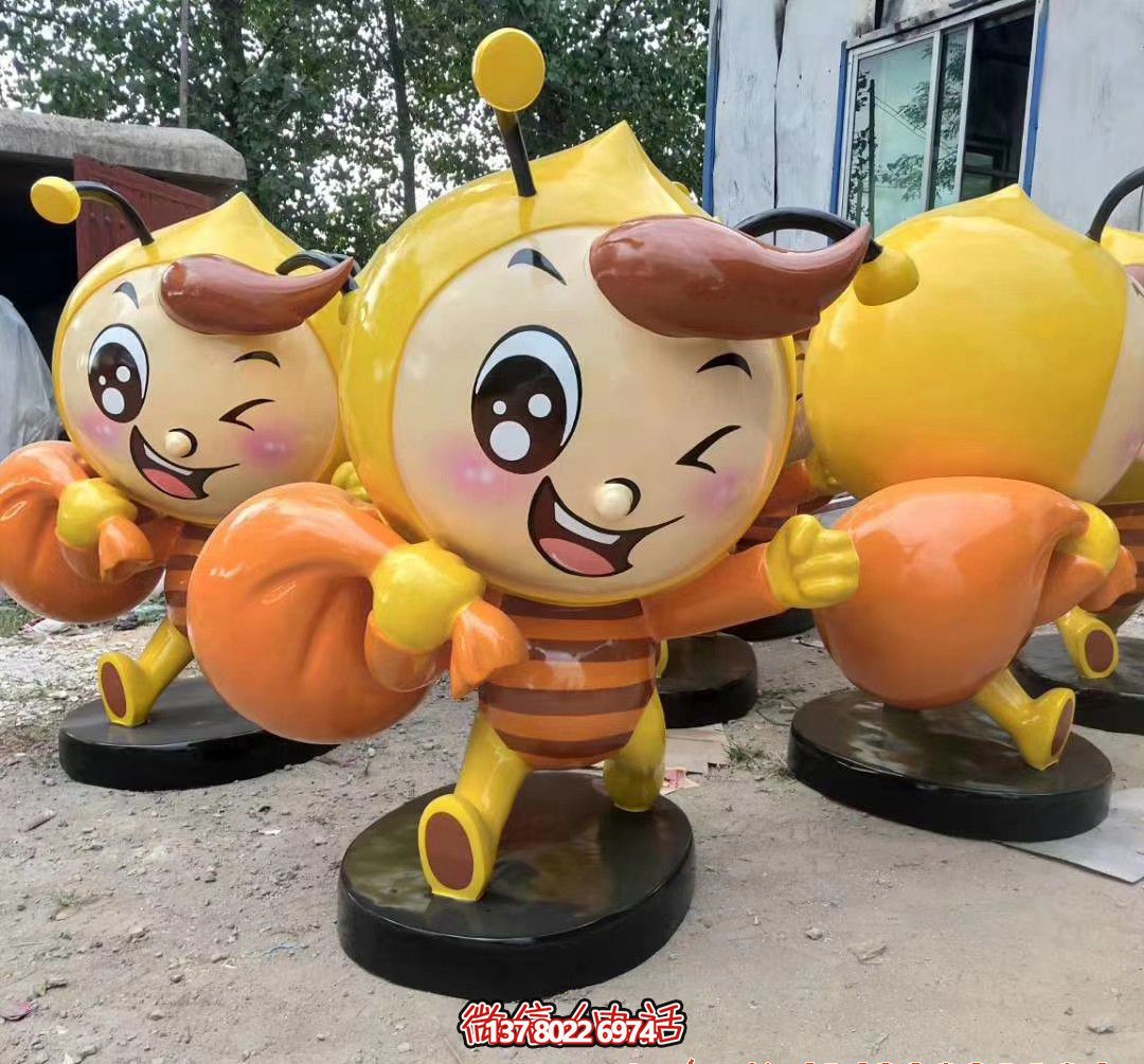 仿真蜜蜂雕塑背包，轻便玻璃钢装饰小区、景区和草坪
